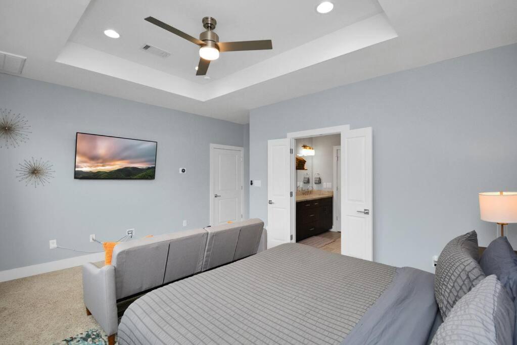 Skyline Views - Sleeps 10 Home Near Downtown Houston Extérieur photo
