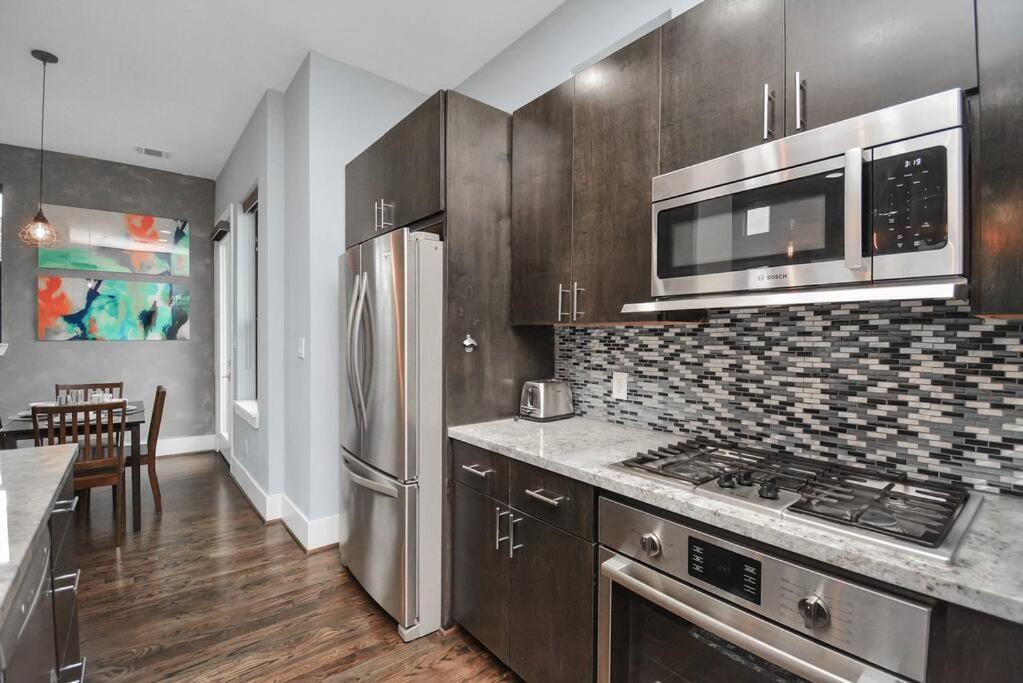 Skyline Views - Sleeps 10 Home Near Downtown Houston Extérieur photo