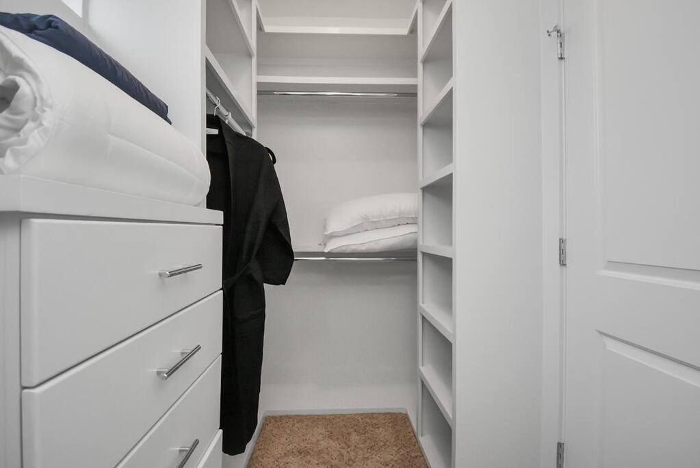 Skyline Views - Sleeps 10 Home Near Downtown Houston Extérieur photo