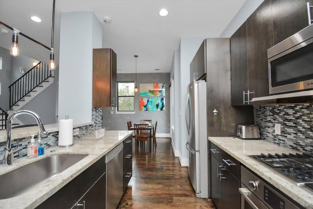 Skyline Views - Sleeps 10 Home Near Downtown Houston Extérieur photo